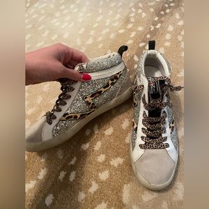 Sparkly high top Gianni Bini high top sneakers with cheetah print laces